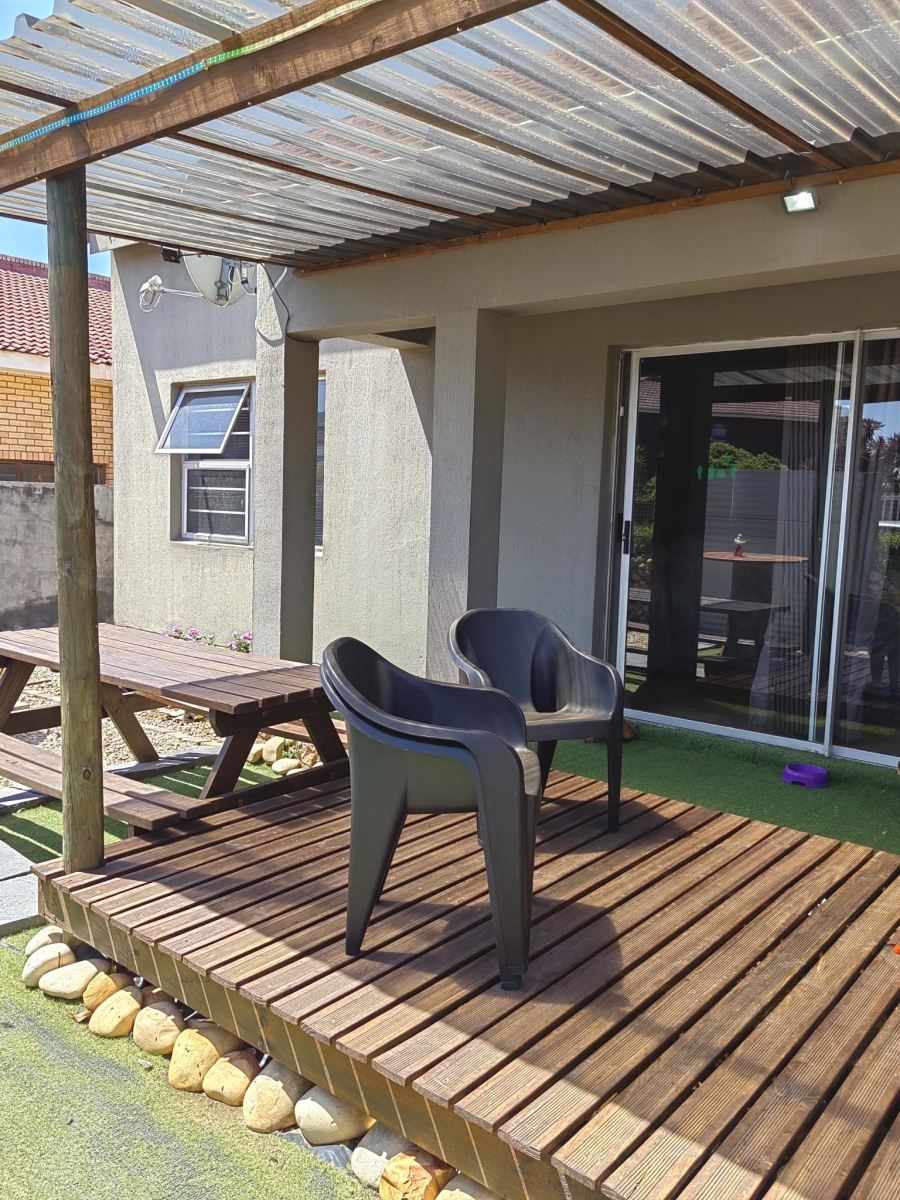 3 Bedroom Property for Sale in C Place Eastern Cape